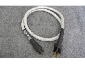 已出 AFA Silver Lance 電源線 電源線中的音質提升利器